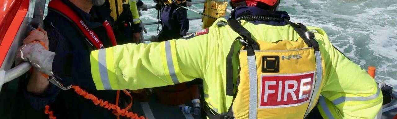 Q1 2021: volunteers working together